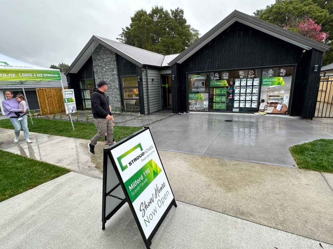 Stroud-Homes-NZ-Bay-Of-Plenty-Milford-190-Show-Home-Grand-Opening-Day-2