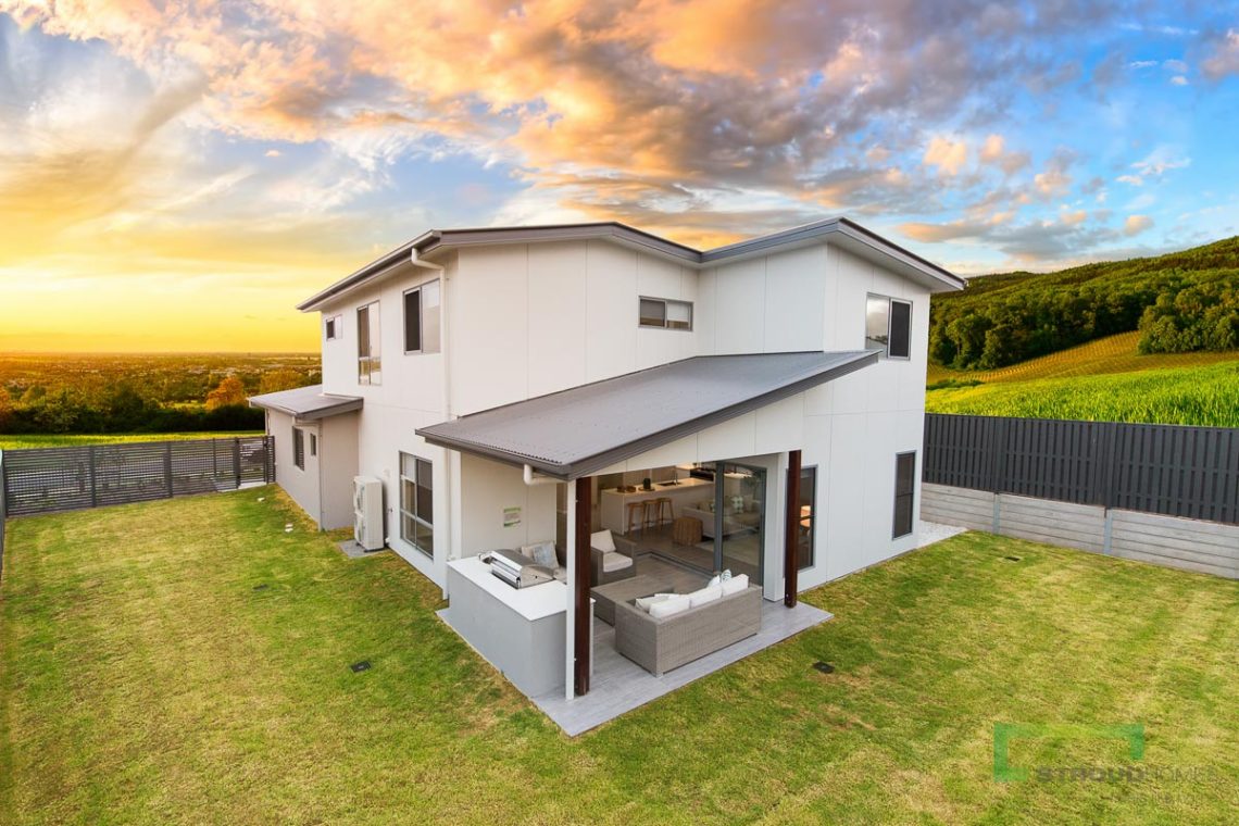 Piha 303 with Urban Facade