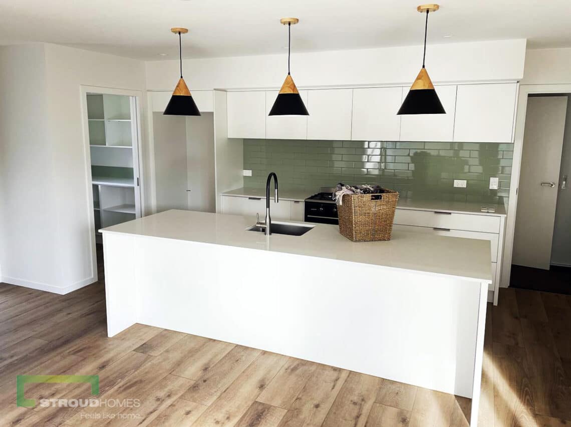 Stroud-Homes-New-Zealand-Queenstown-Lakes-Customer-Home-Clutha-180-Kitchen,jpg