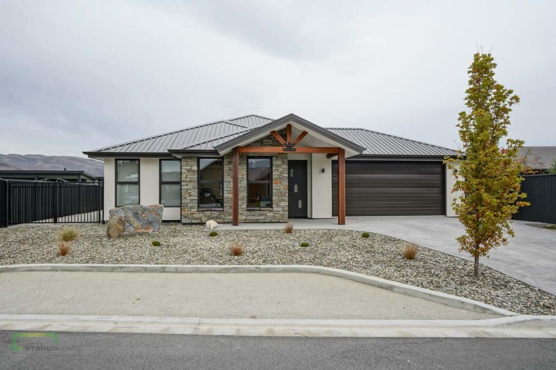 2022 Master Builder Silver Award New Zealand - Milford 180 Alpine Stroud Homes Queenstown Lakes-22